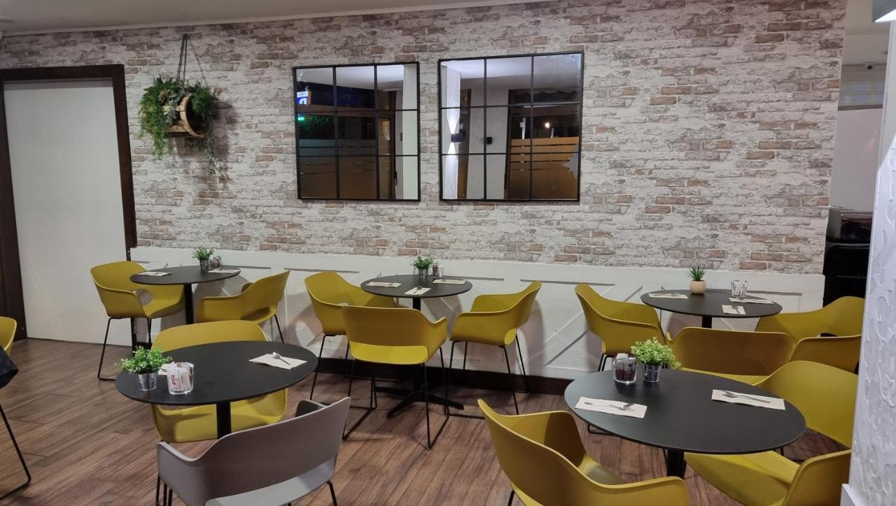 诺特酒店 扎鲁亚斯 外观 照片